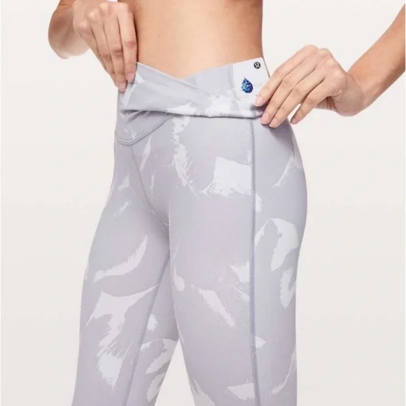 🍋 LULULEMON Wunder Under High Rise 25” Leggings - Picture 3 of 11